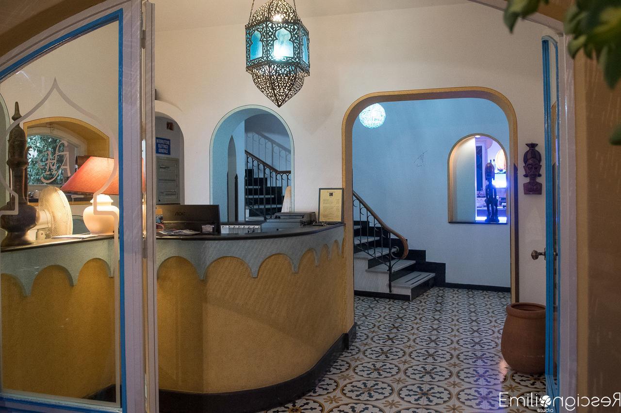 Hotel Arabesque 바리고티 외부 사진