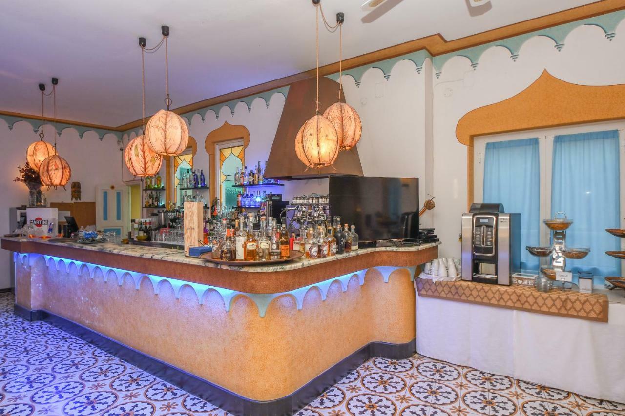 Hotel Arabesque 바리고티 외부 사진