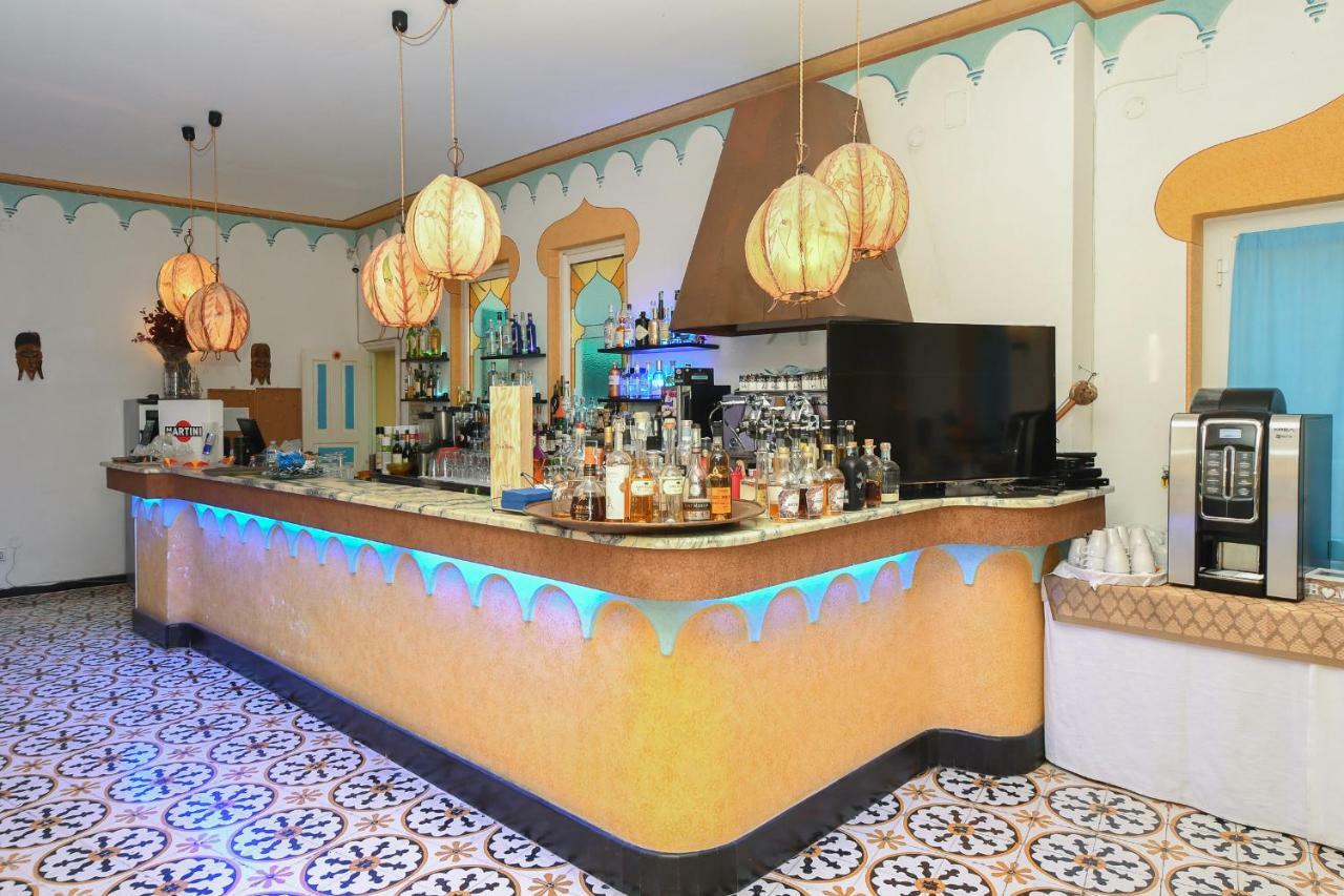 Hotel Arabesque 바리고티 외부 사진